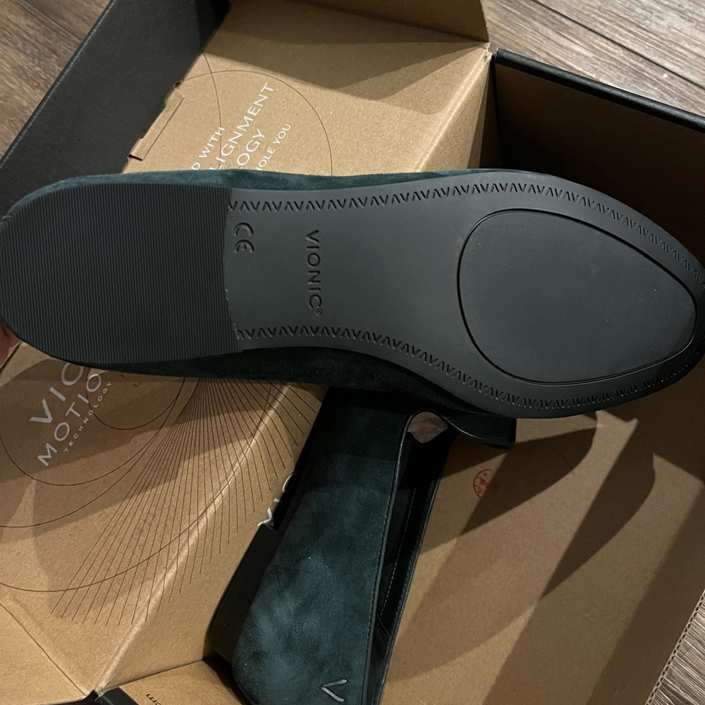 Vionic Suede Slip-On Shoes (STILL IN BOX)